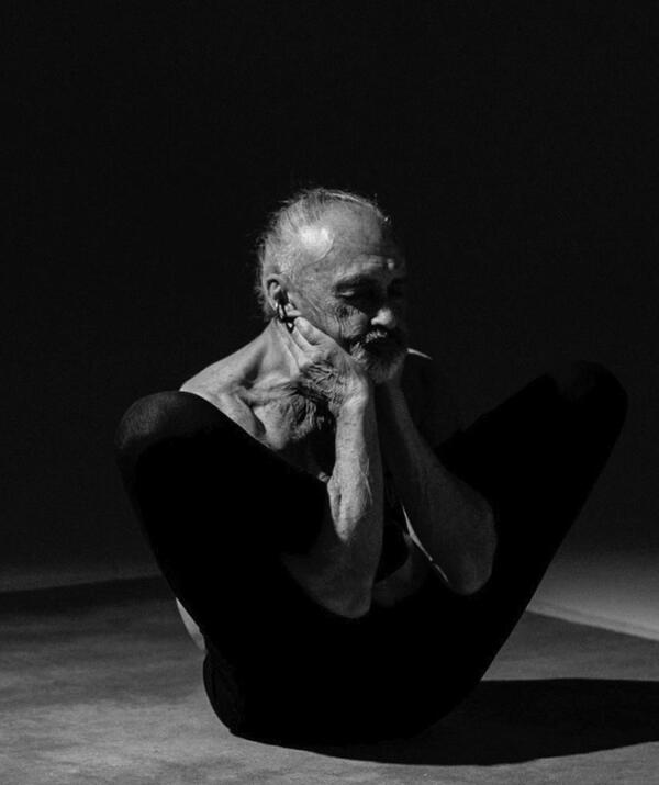garba_mono